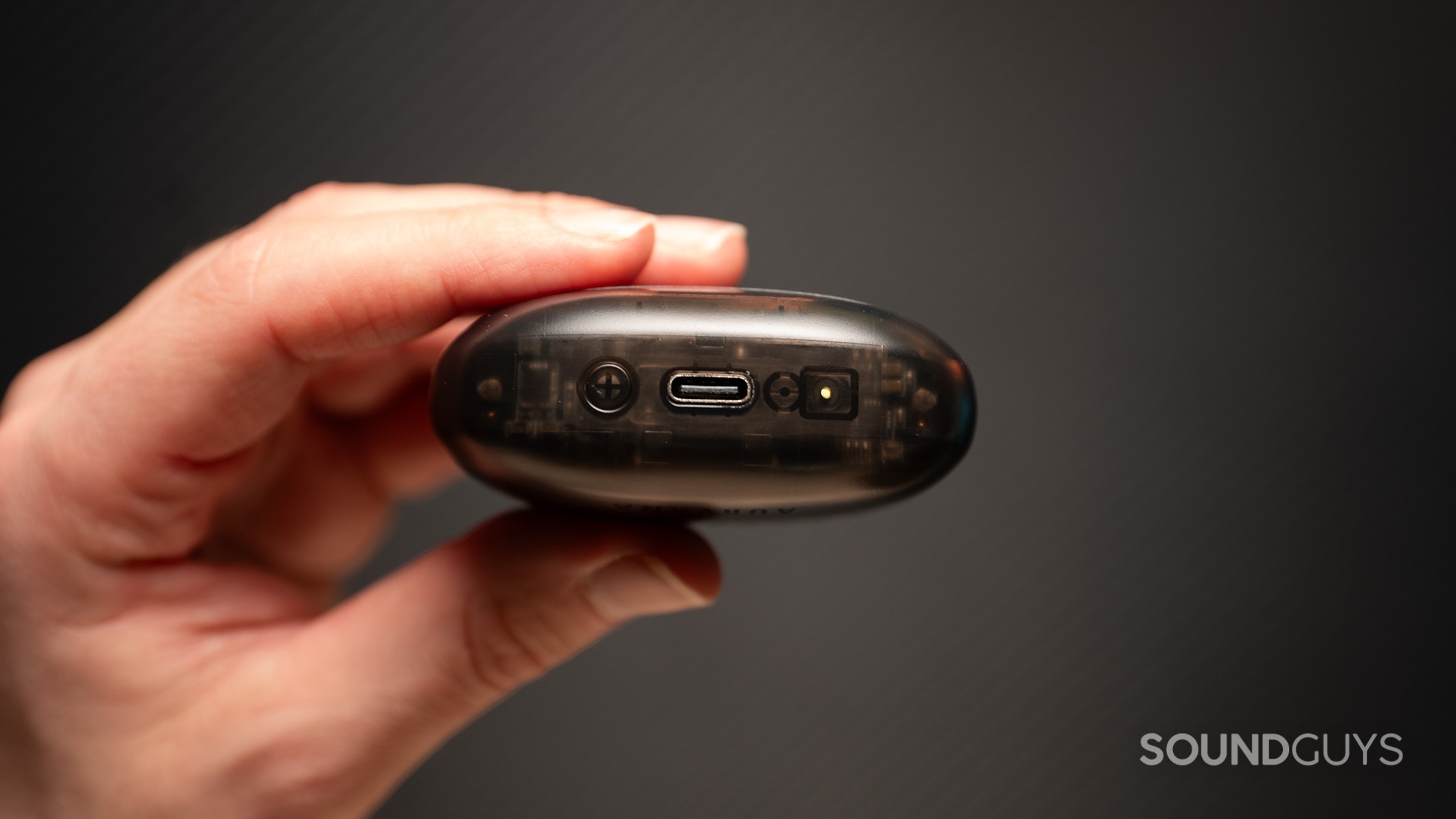 Creative Aurvana Ace 2 charging port Creative Aurvana Ace 2 charging port.