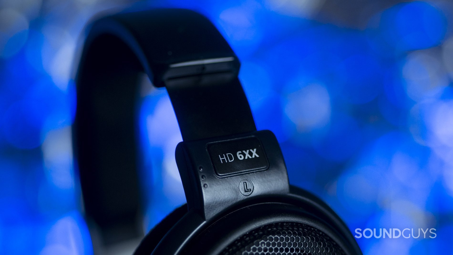 drop-x-sennheiser-hd-6xx-logo The Drop x Sennheiser HD 6XX and its logo.
